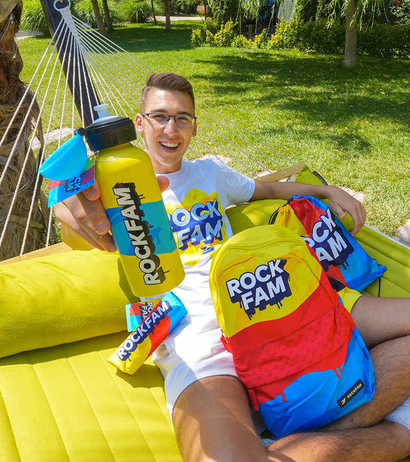 ROCKFAM ŠKOLSKI KOMPLET 2022